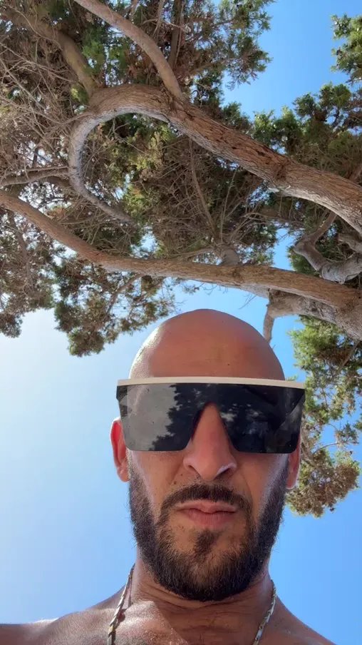 Offline Mazzetta1988 on Cam4