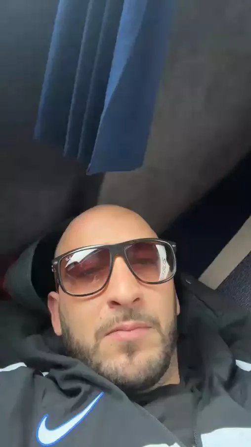 Offline Mazzetta1988 on Cam4