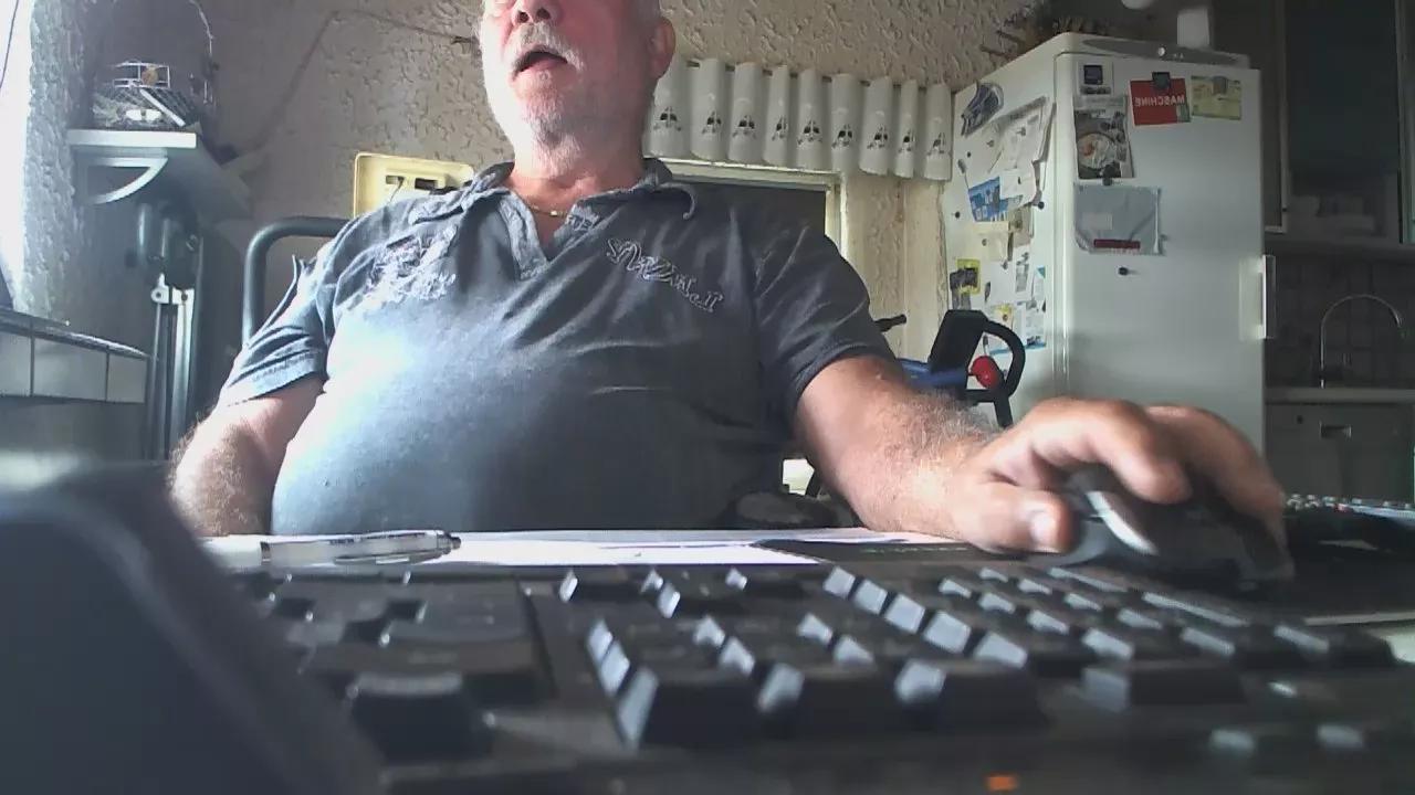 Melkmann1 on Cam4 