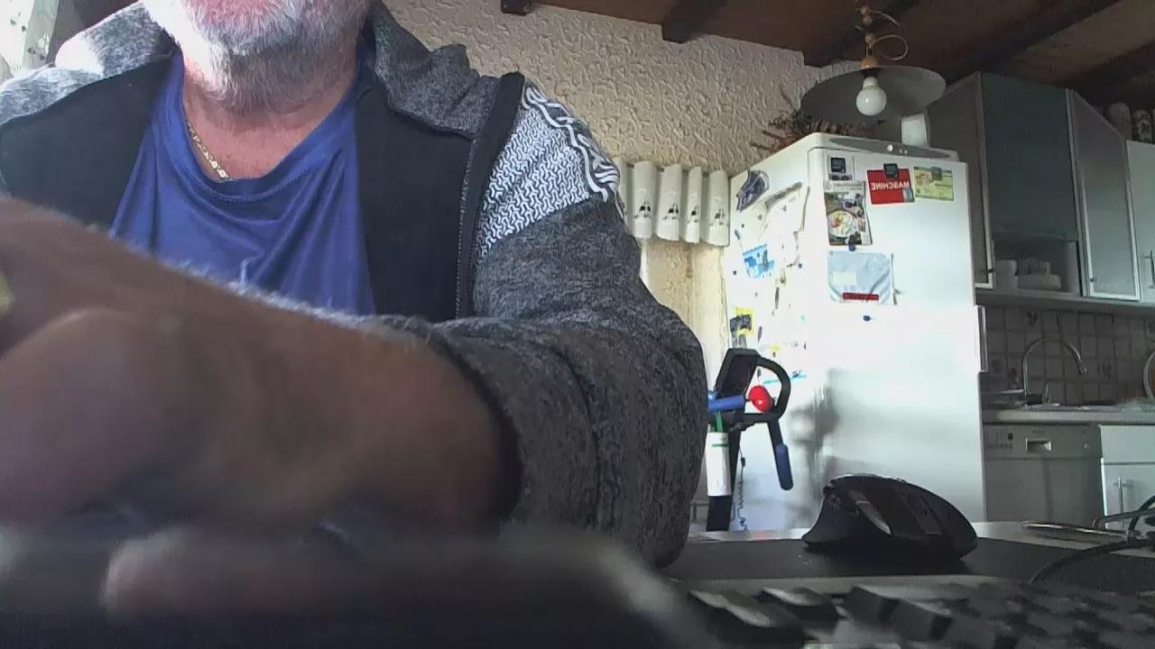 Melkmann1 on Cam4 