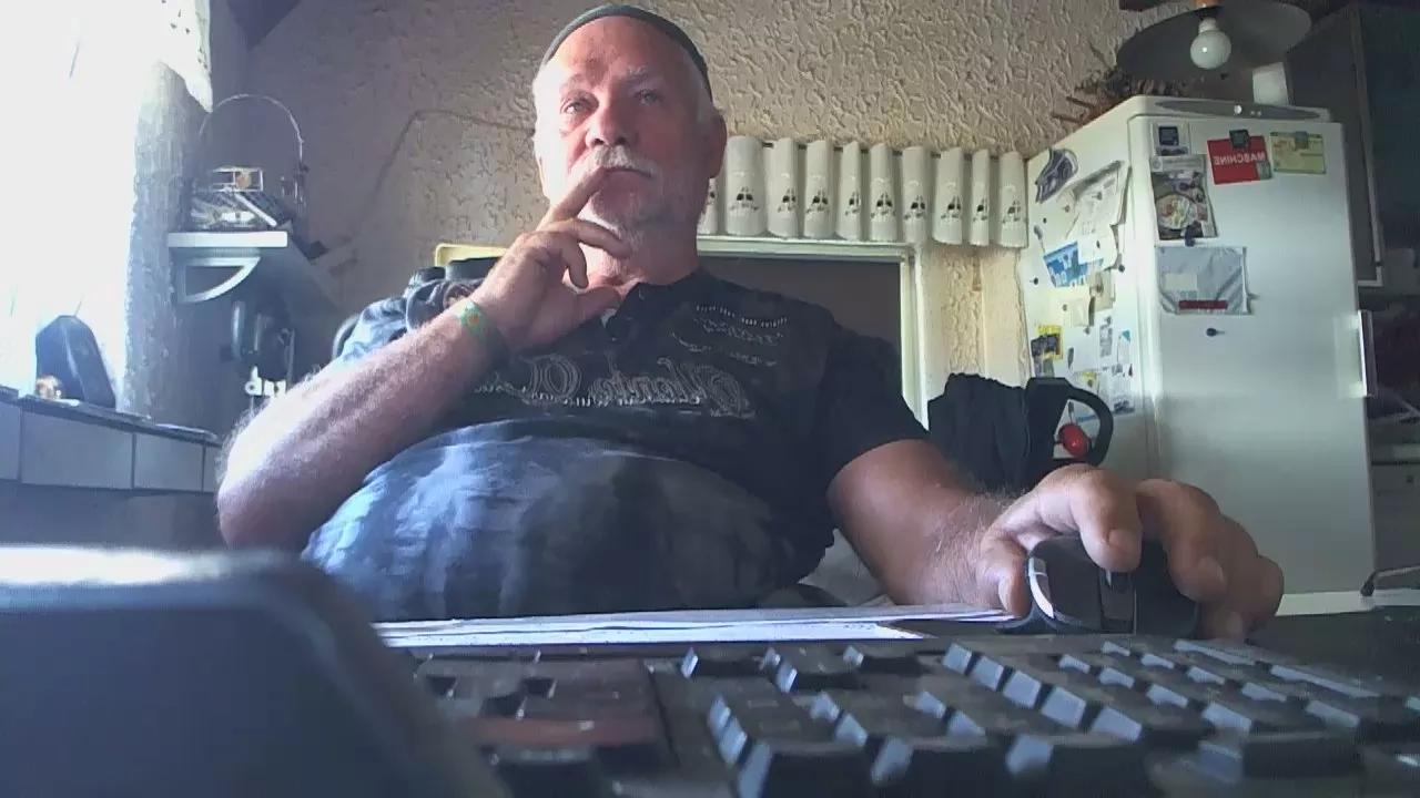 Melkmann1 on Cam4 