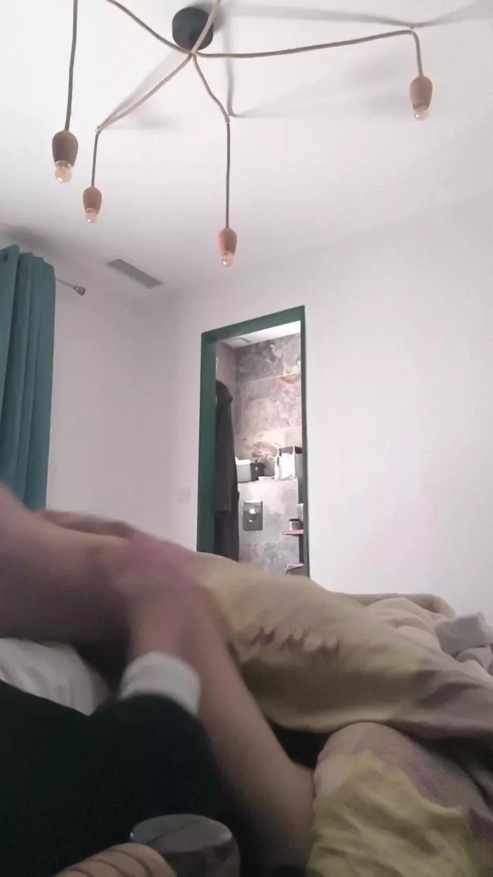 mia_lovely_baby on Cam4 