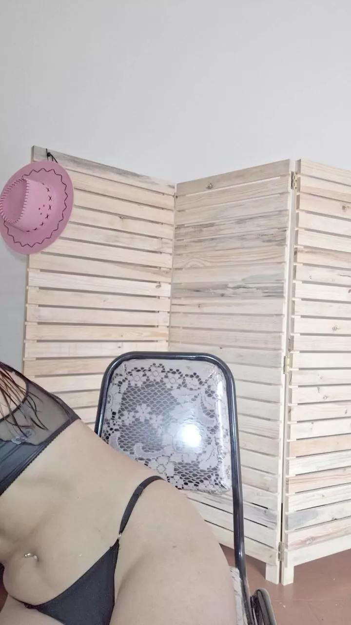 miasilva on Cam4 