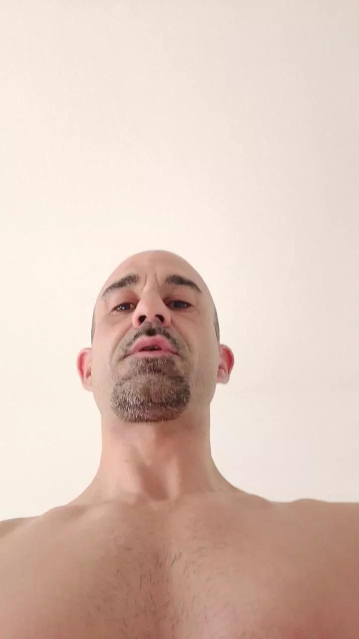 micka3043 on Cam4 