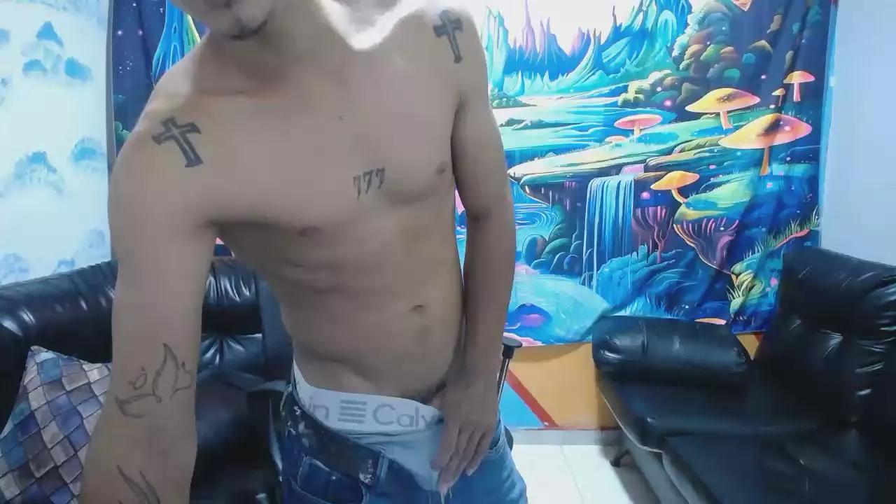 mike_vega0 on Cam4 