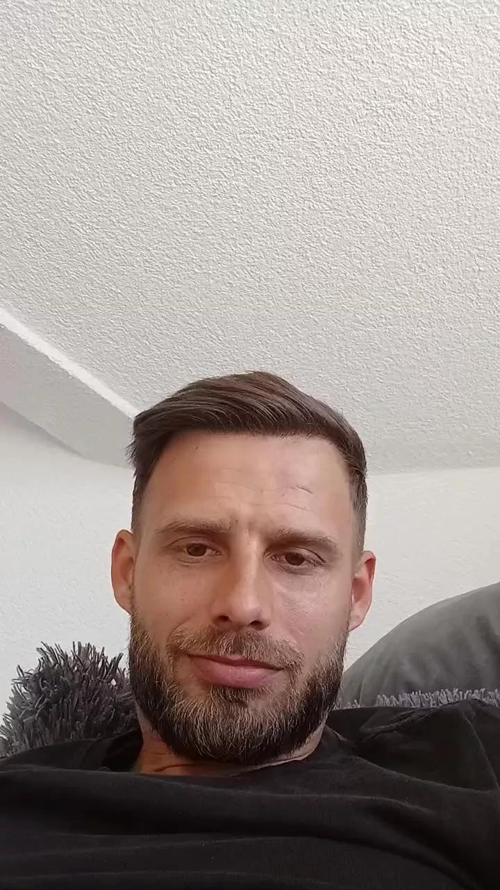 Mikeeeel on Cam4 