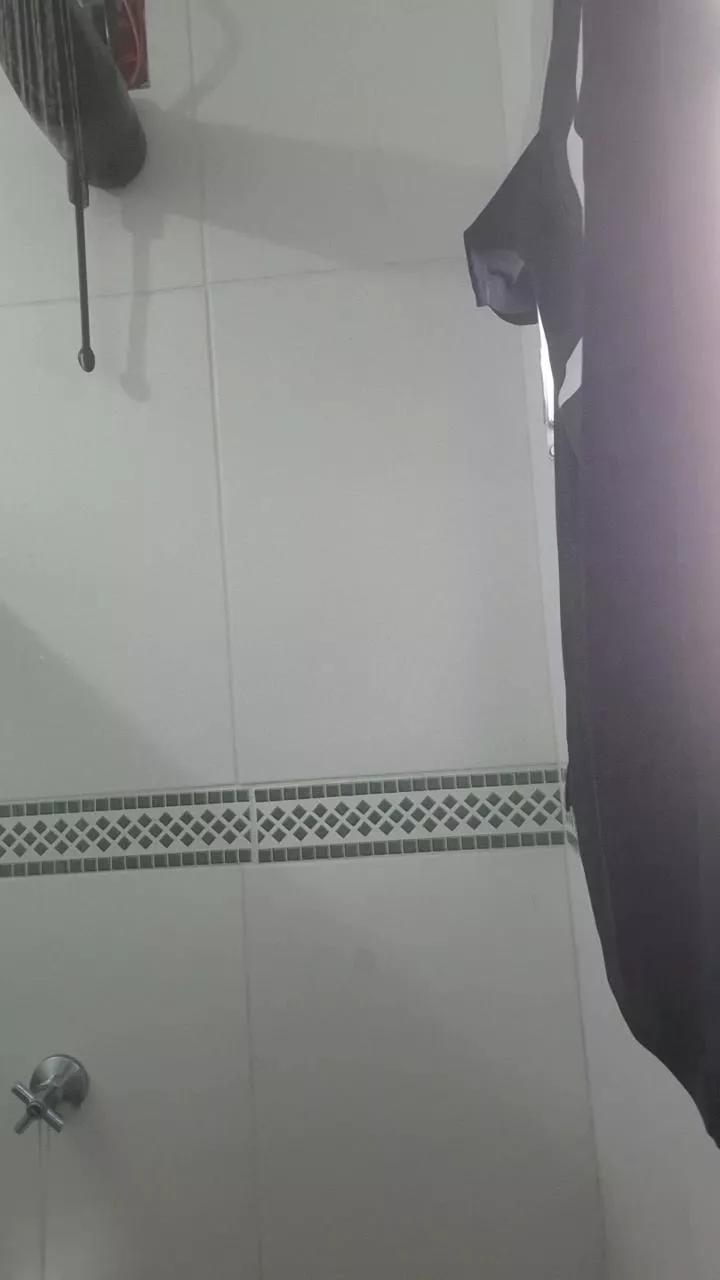 Mineirinhoot on Cam4 