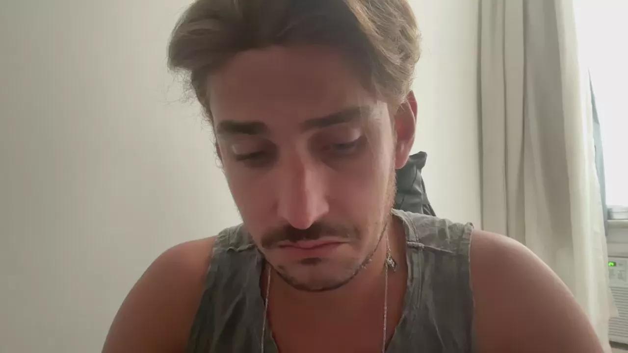 mineiro22gato on Cam4 