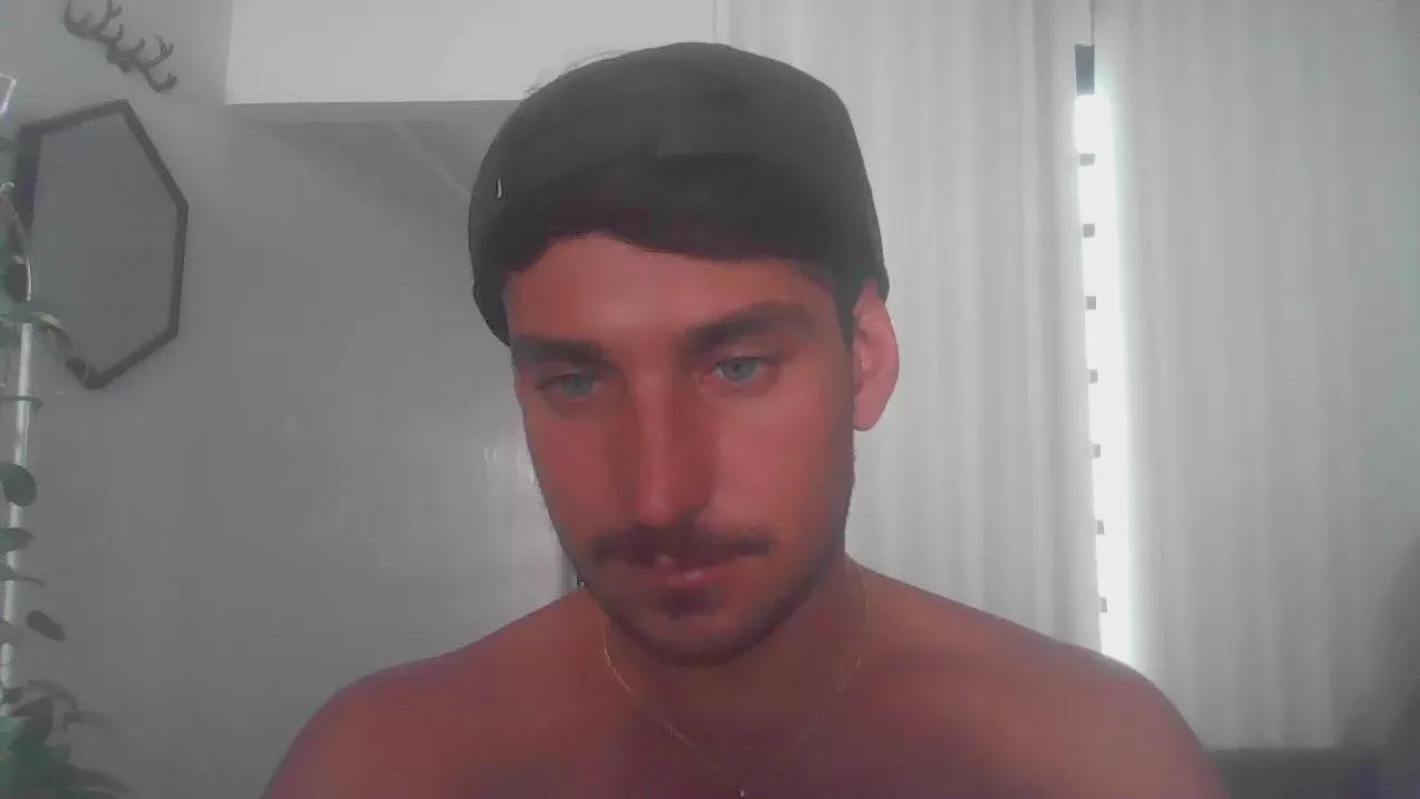 mineiro22gato on Cam4 