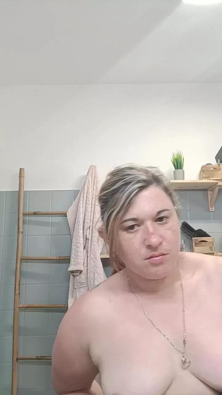 Misslili30 on Cam4 