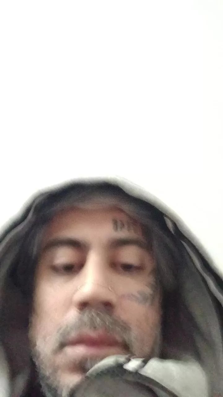 Offline mojhei on Cam4