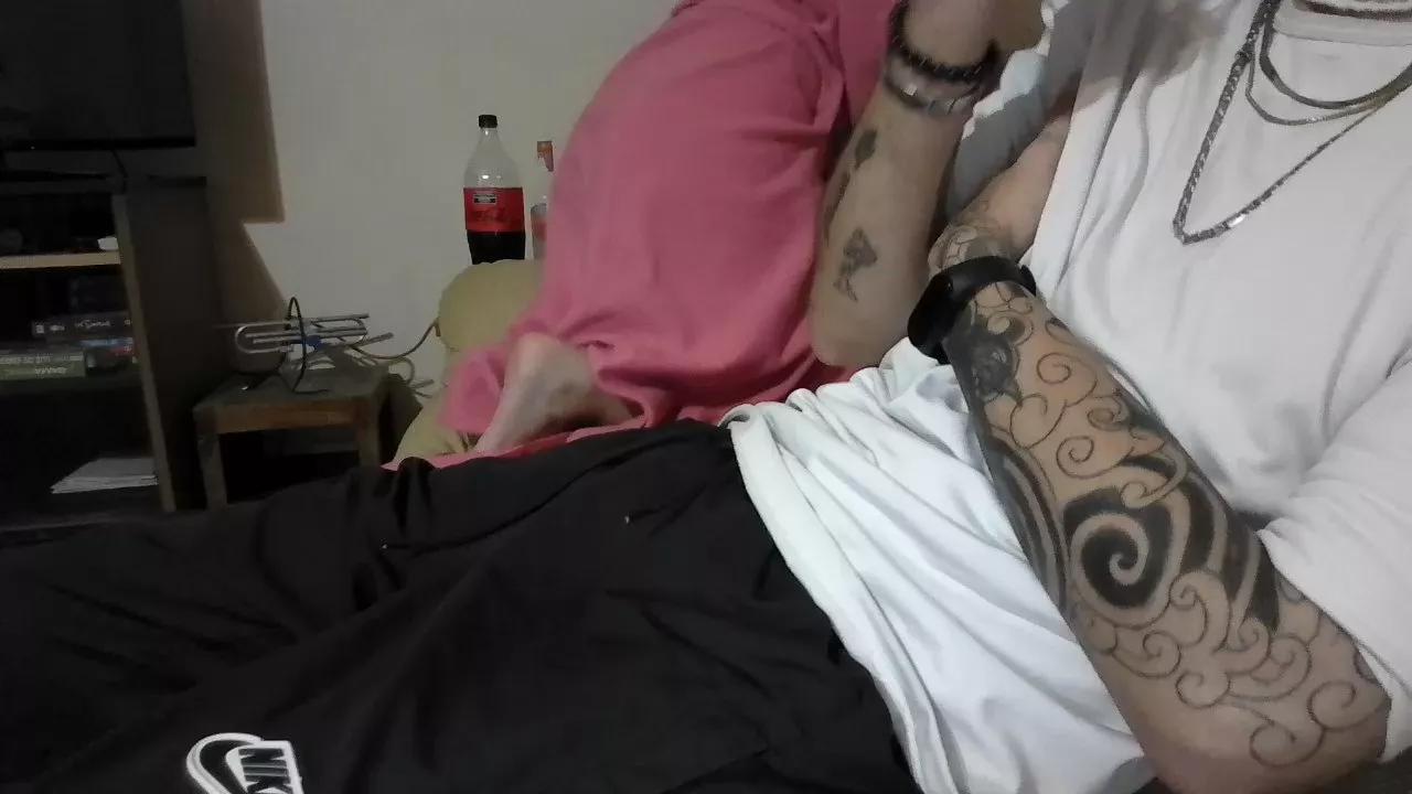 MrHoneyBoy8 on Cam4 