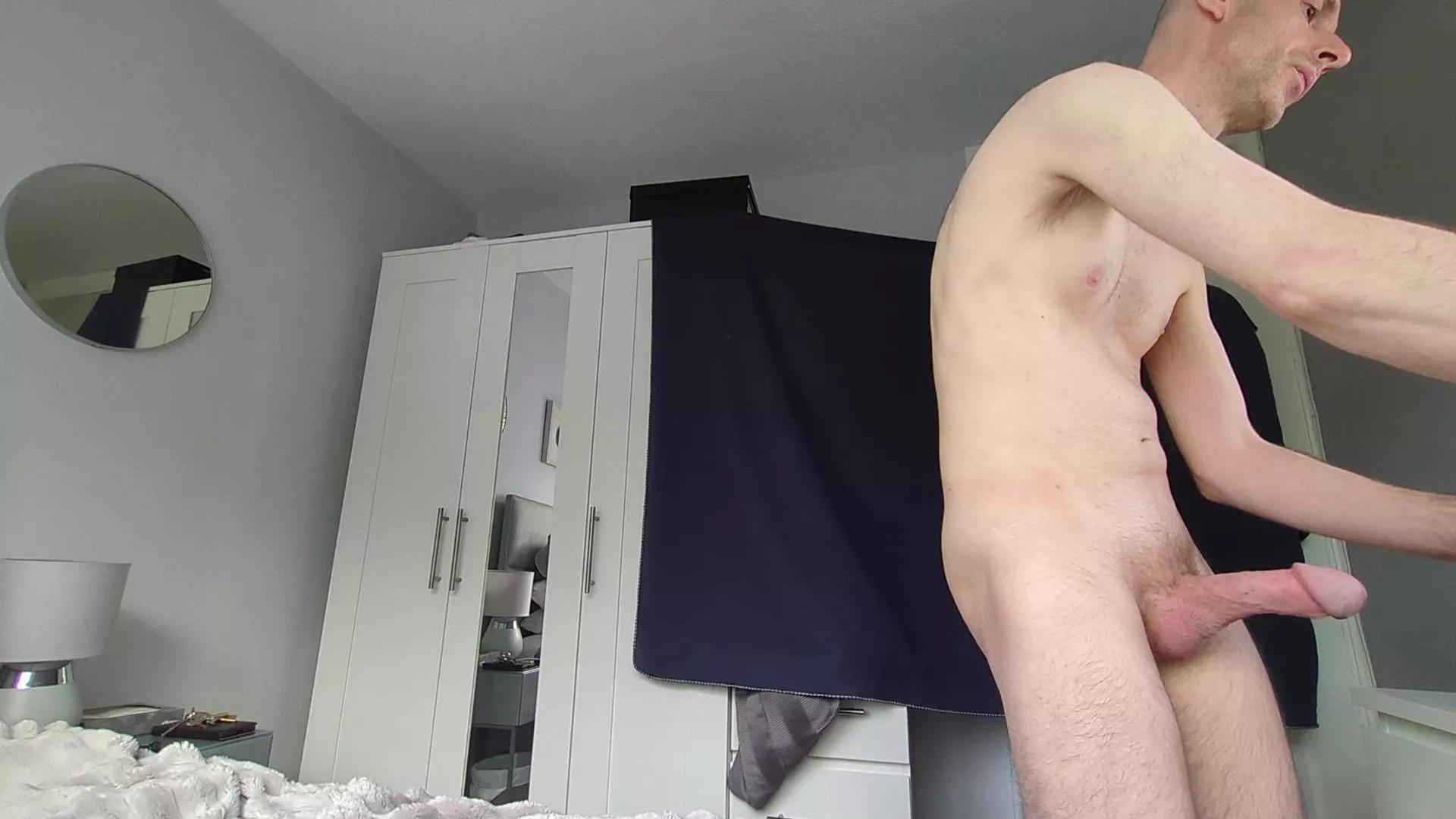 MrShroom on Cam4 