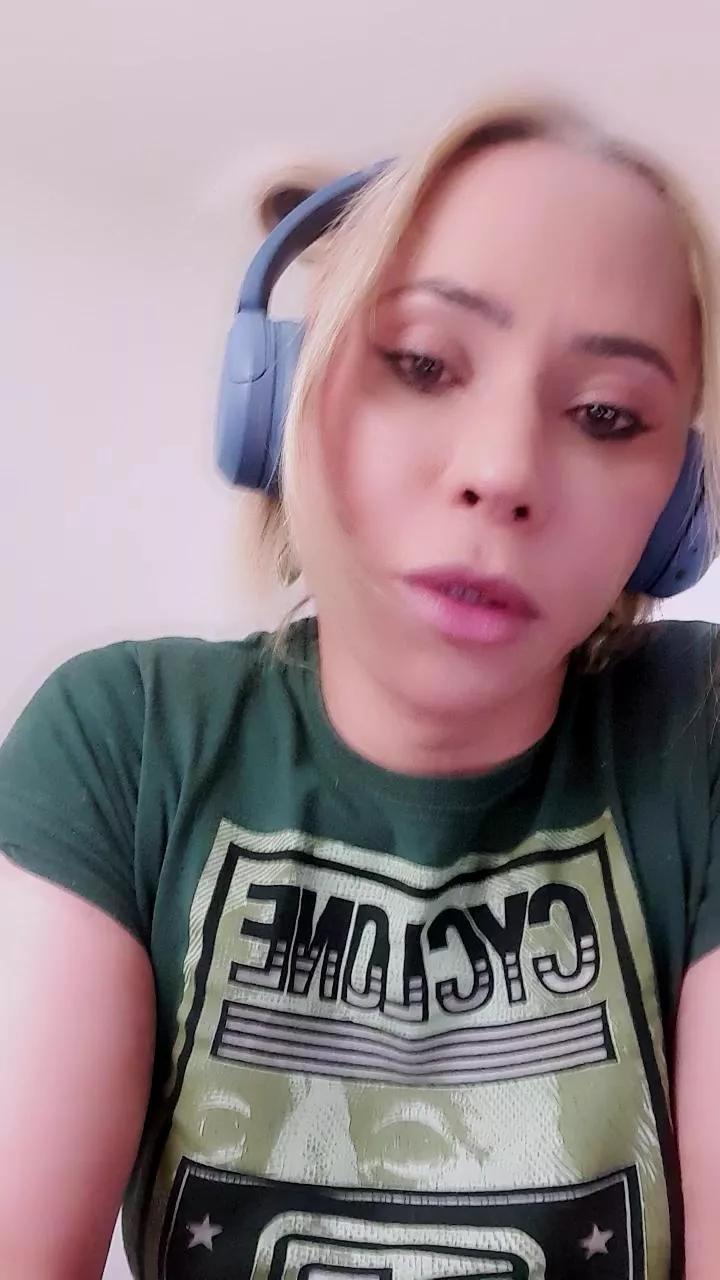 Myla_bracho on Cam4 
