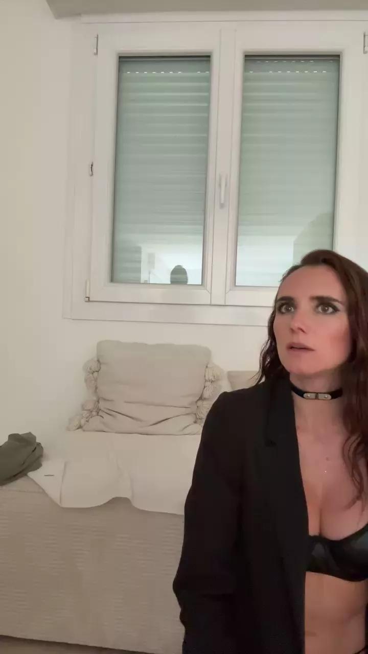 Nadia_L on Cam4 