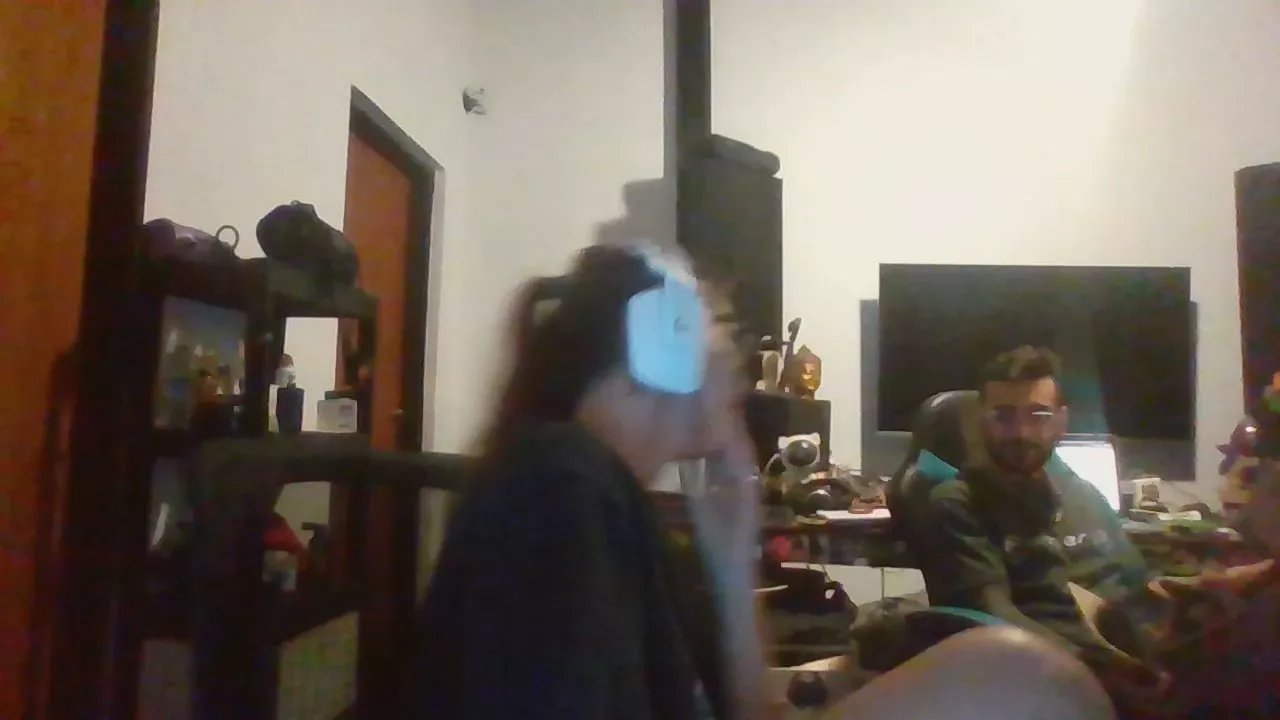 Offline nat_agus on Cam4