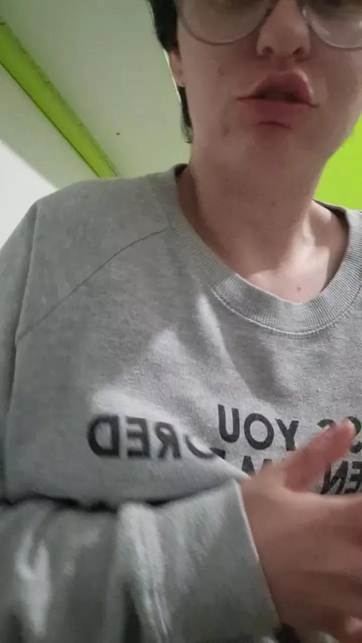 Nenazasexyy on Cam4 