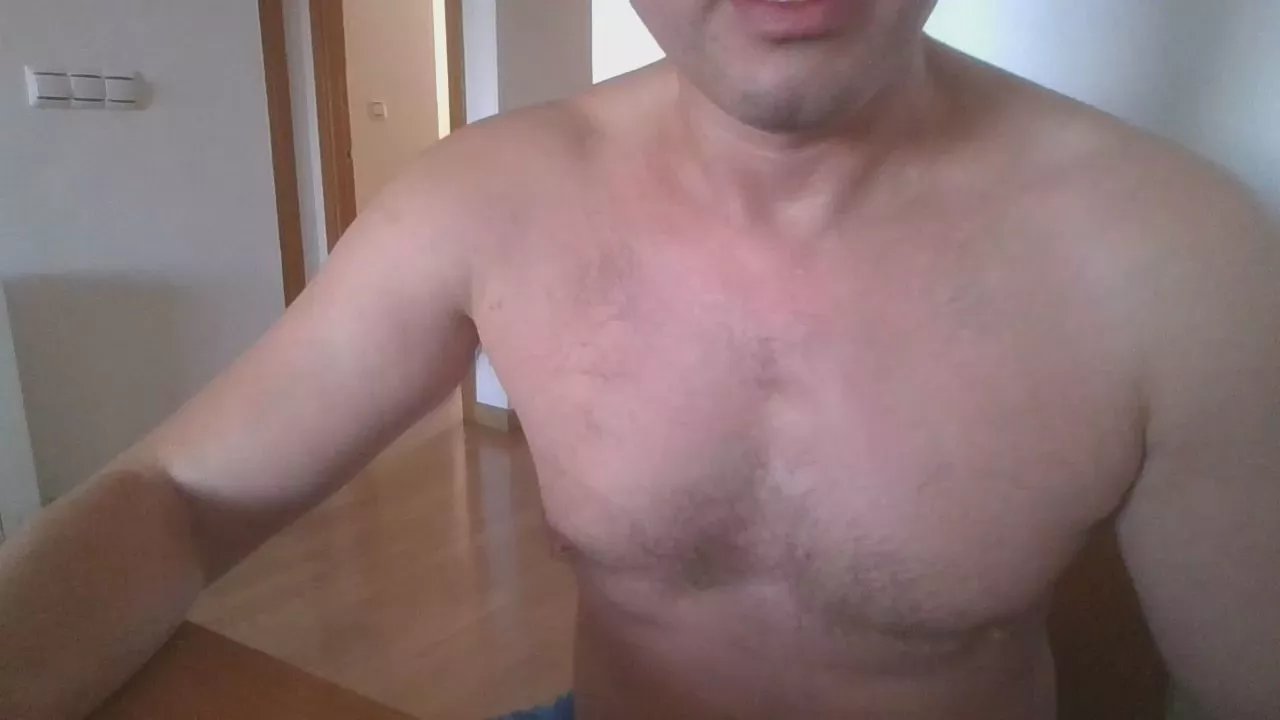 Offline Nenistur on Cam4