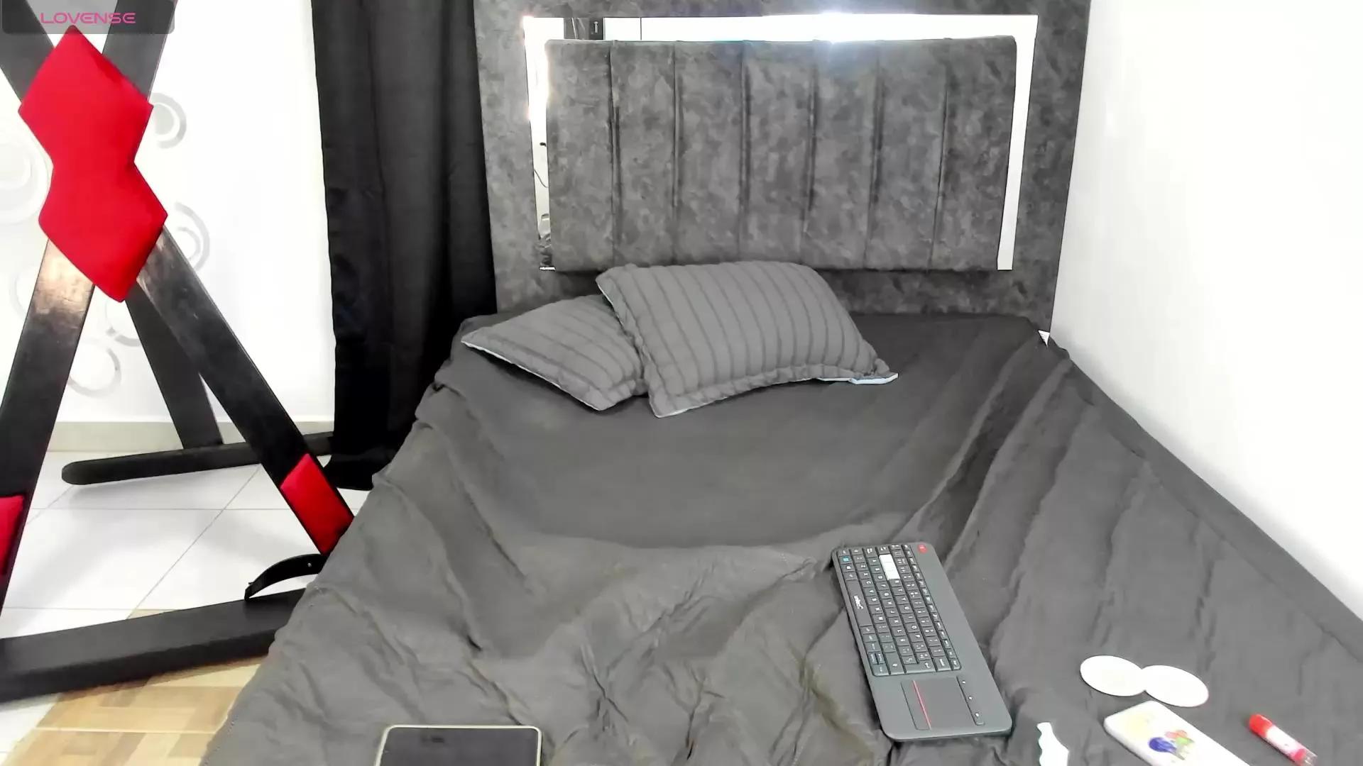 Nicol_TransGirl on Cam4 