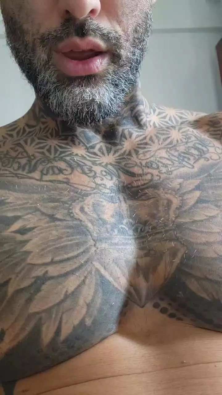 Offline Nicolas_1988 on Cam4