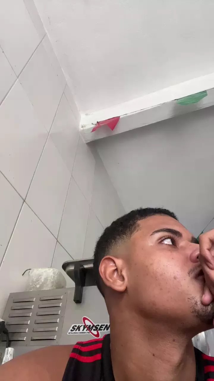 Offline novdotado22 on Cam4