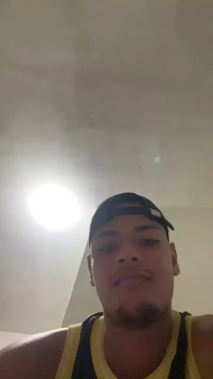 Offline novdotado22 on Cam4