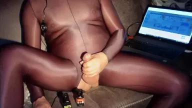 nylonone on Cam4 