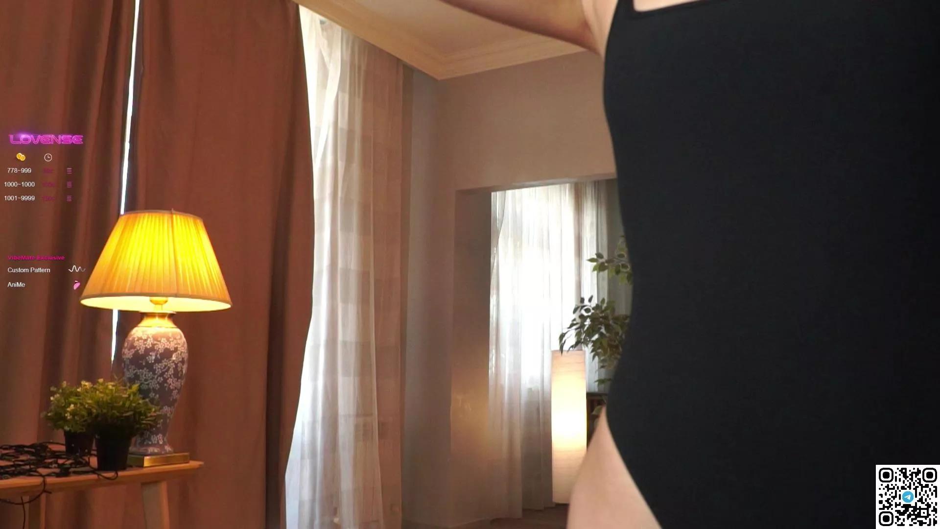 OdetteAllenson on Cam4 