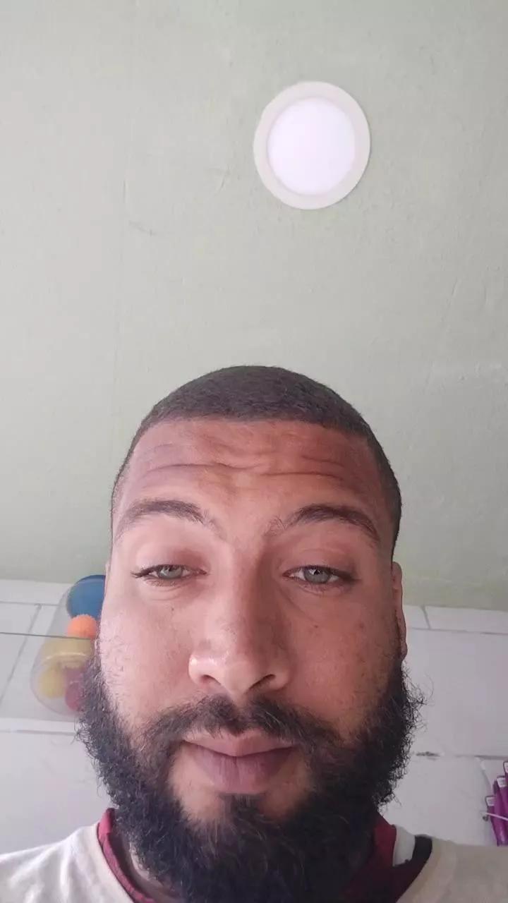 Oirenan29 on Cam4 