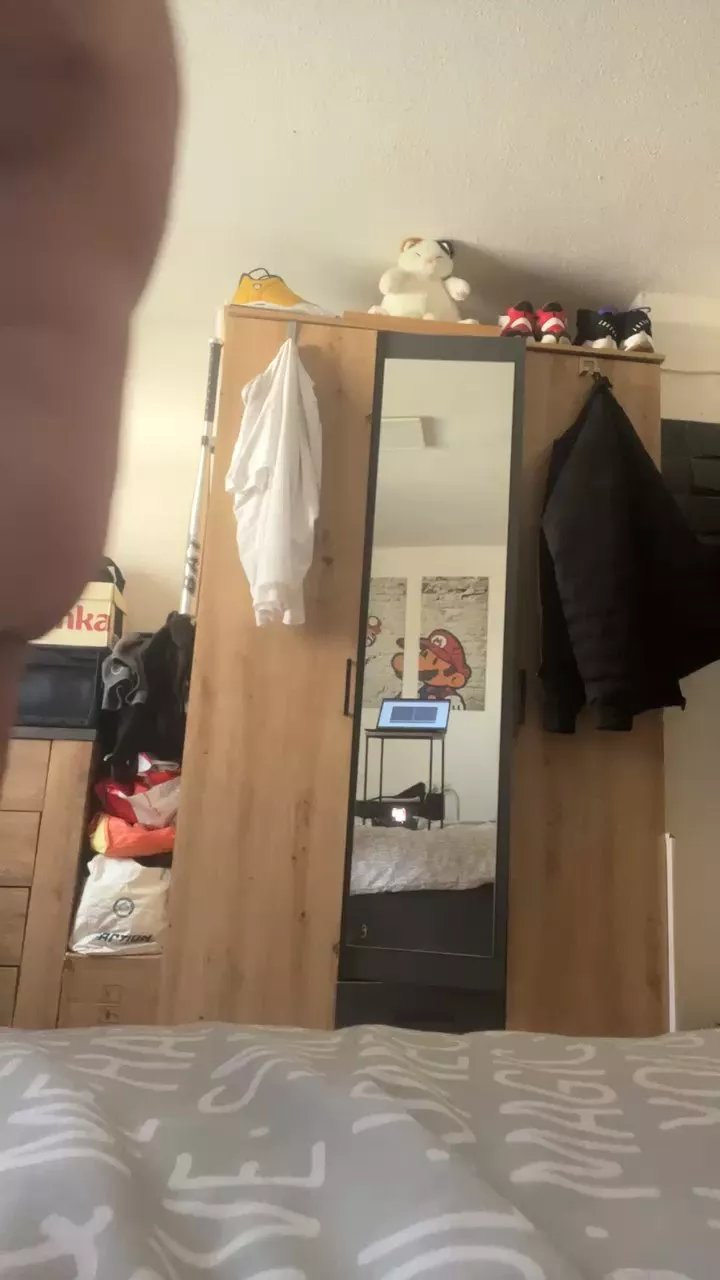 Offline pacopervers on Cam4