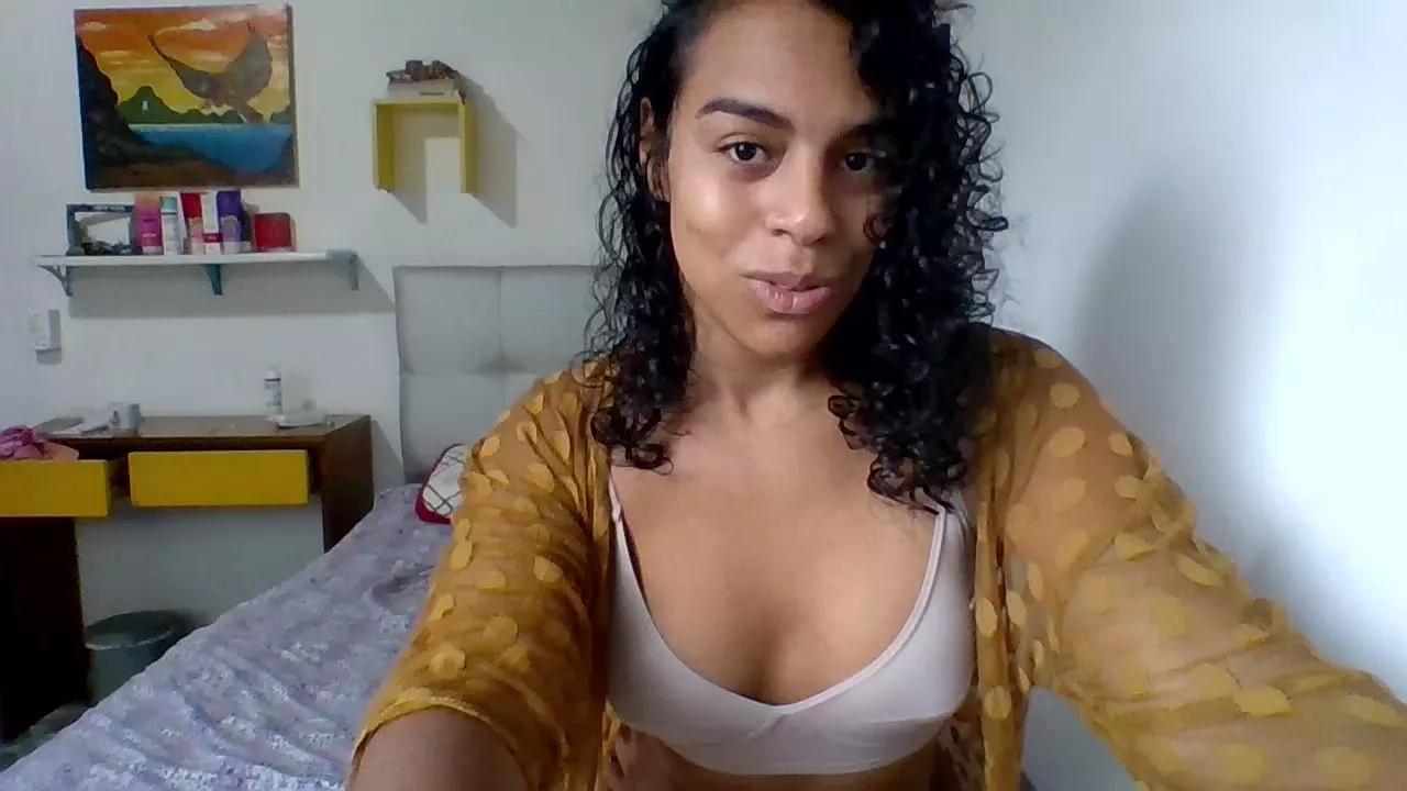 passivamorena on Cam4 