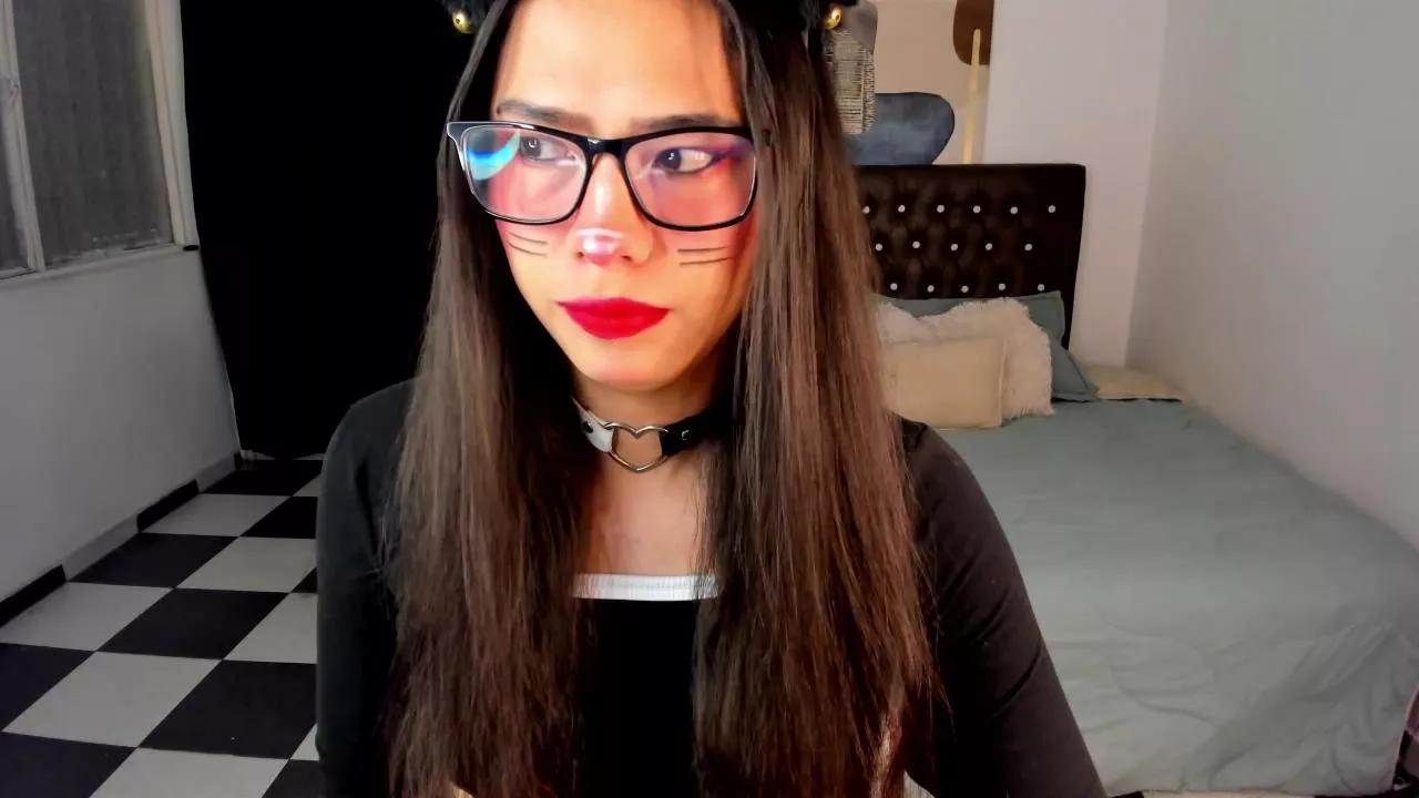 Paula_Kawaiifu on Cam4 