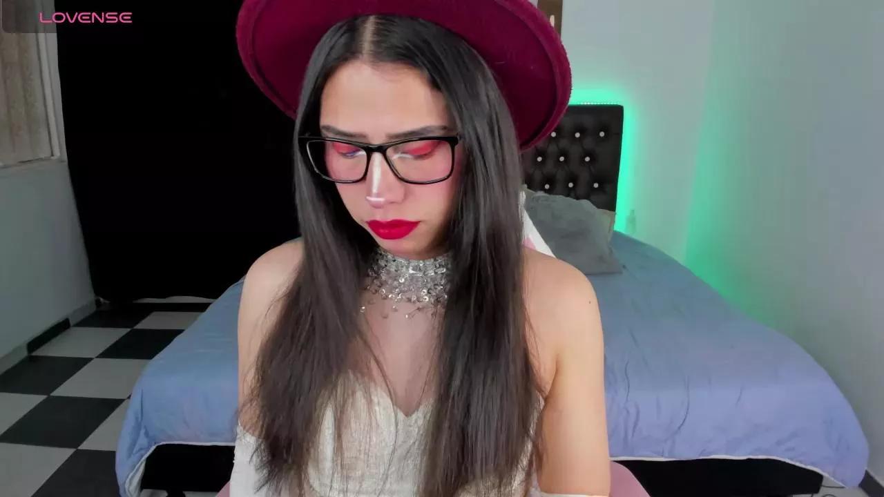 Paula_Kawaiifu on Cam4 