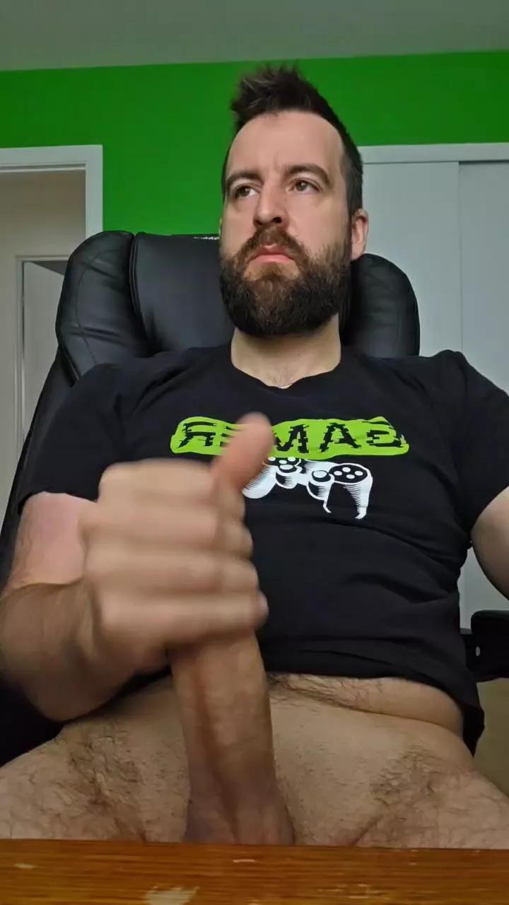 Pauly1988 on Cam4 