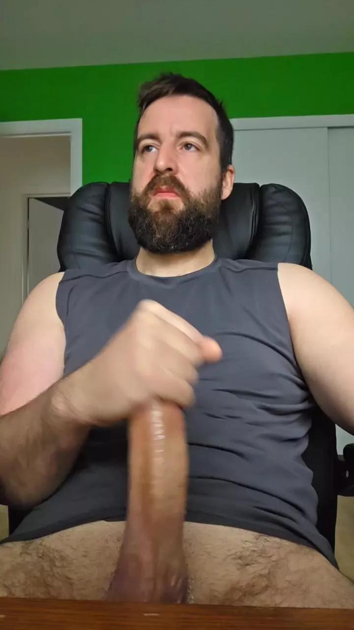 Pauly1988 on Cam4 