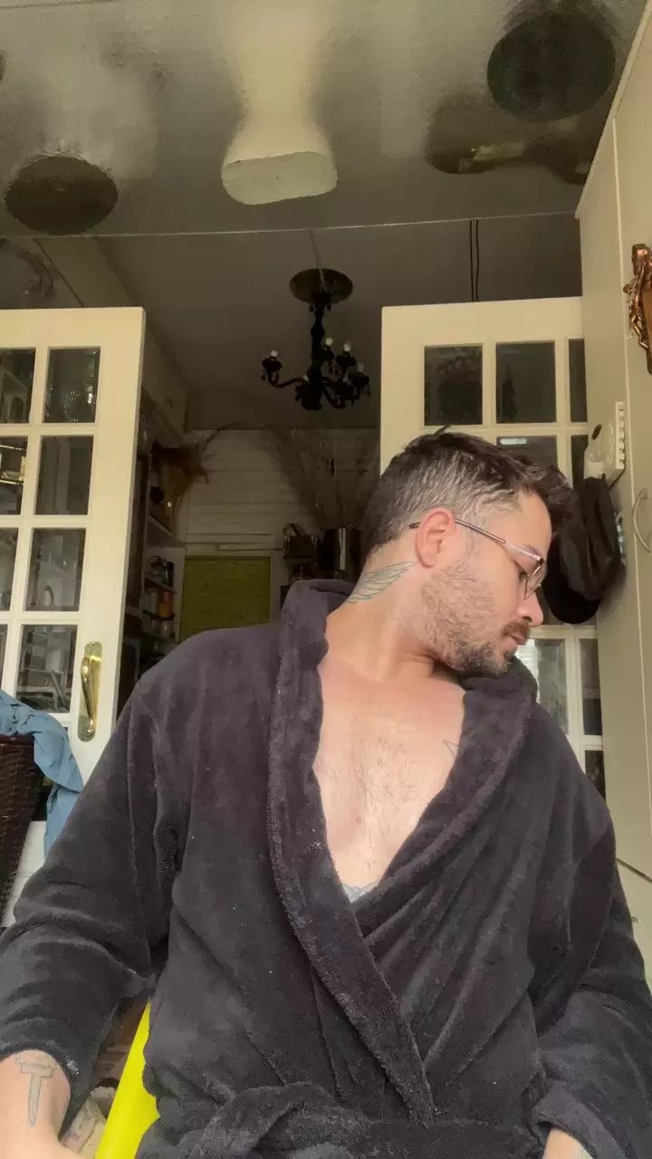 Offline pedro5946 on Cam4