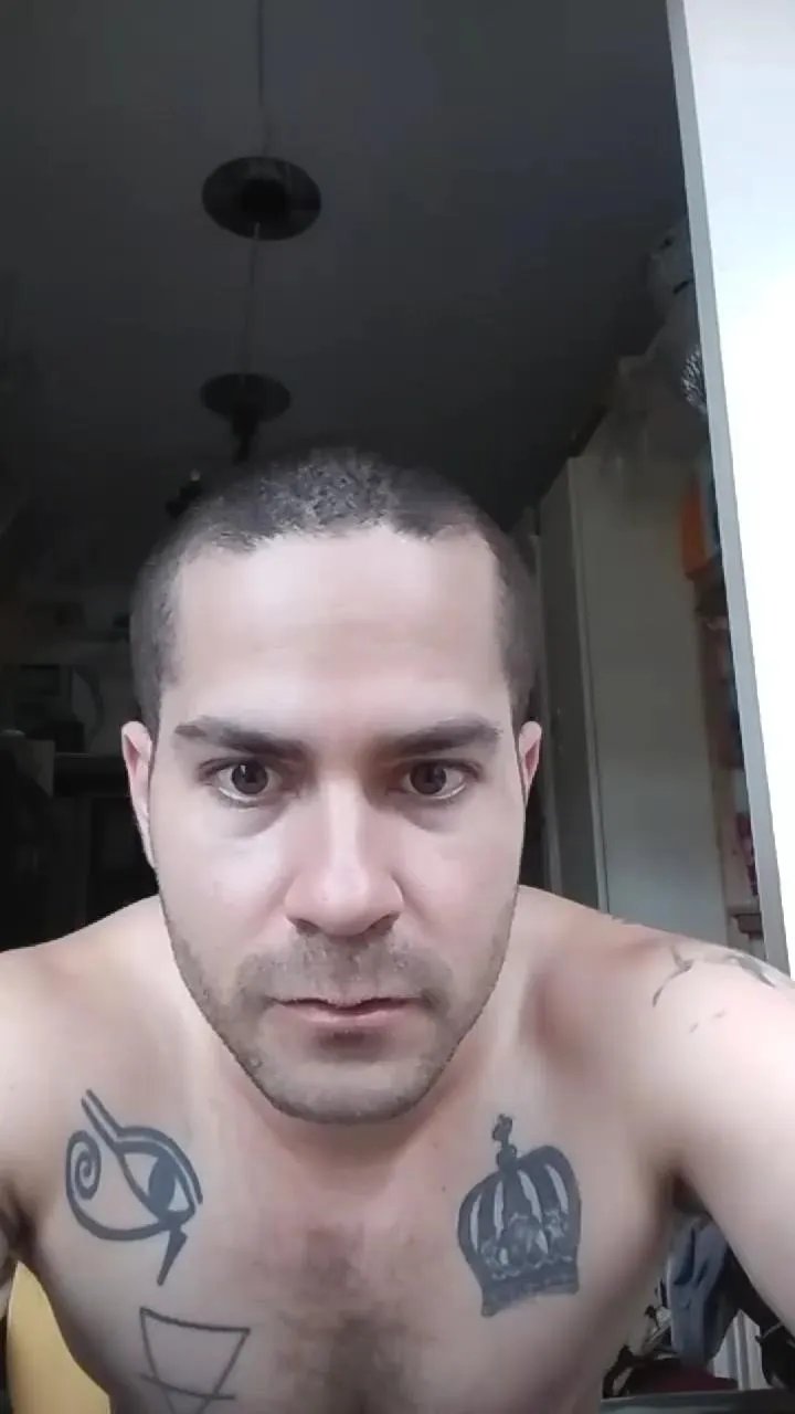 Offline pedro5946 on Cam4