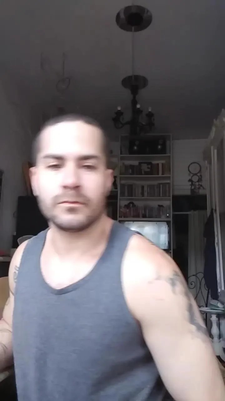 Offline pedro5946 on Cam4