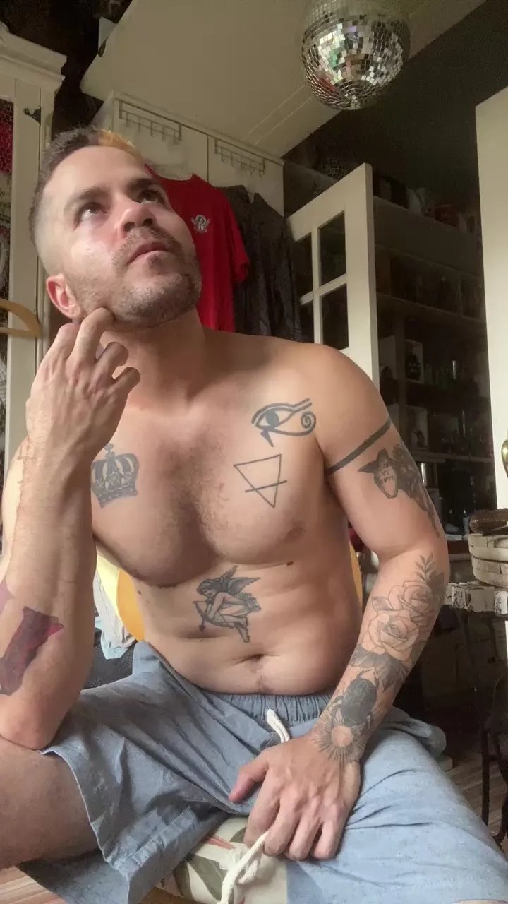 Offline pedro5946 on Cam4