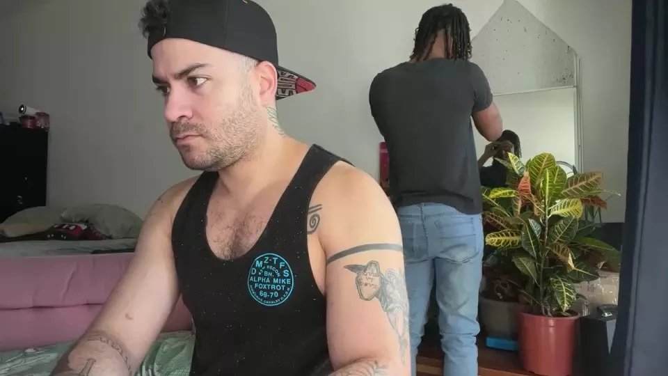 Offline pedro5946 on Cam4