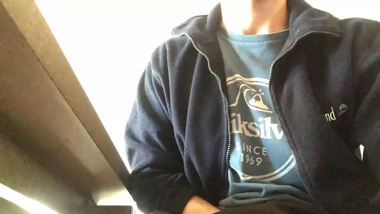 PerversoGentile on Cam4 