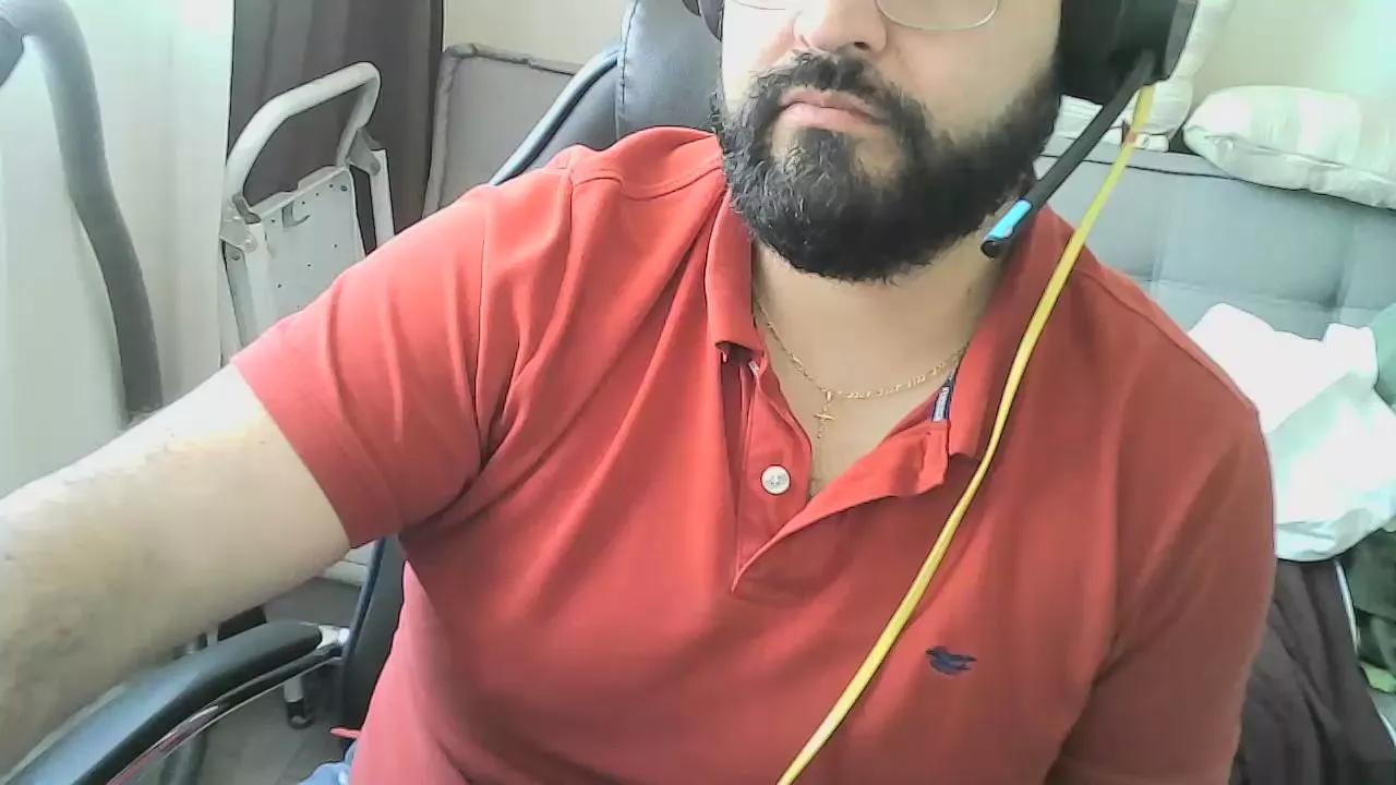 Pino_Loco on Cam4 