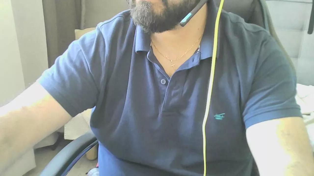 Pino_Loco on Cam4 