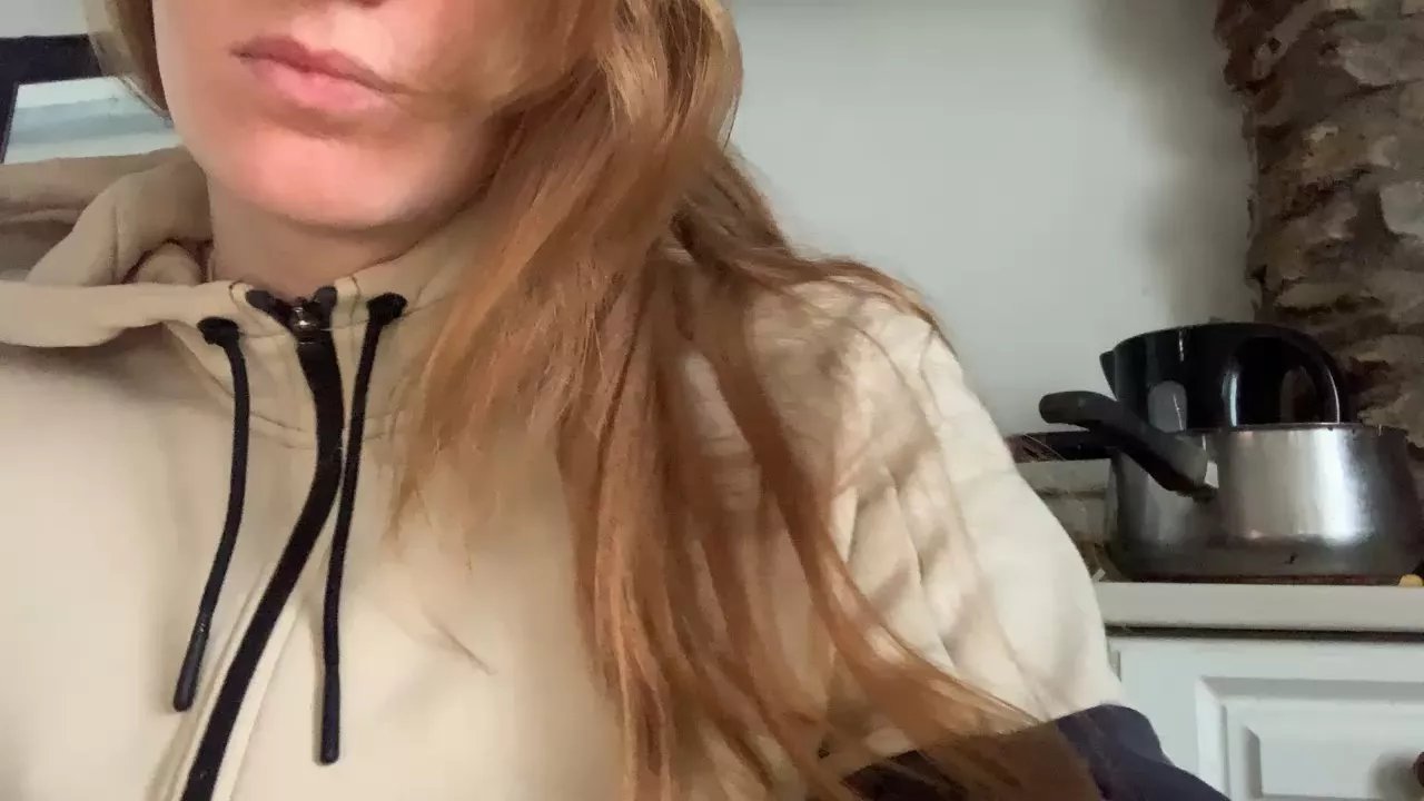 Offline poisonivy_sexy on Cam4