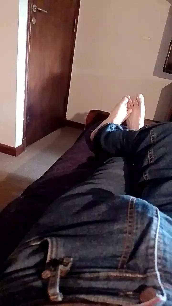 porongalargo on Cam4 