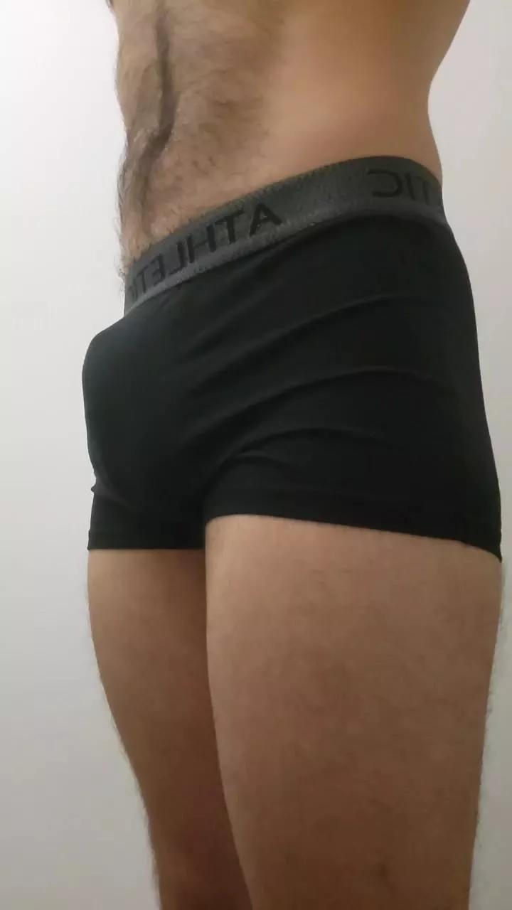 pseudonymee2hot on Cam4 