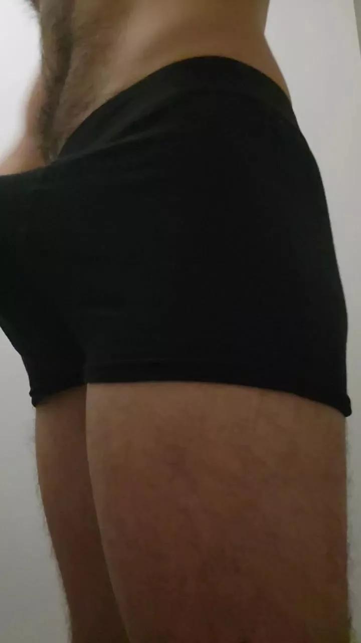 pseudonymee2hot on Cam4 