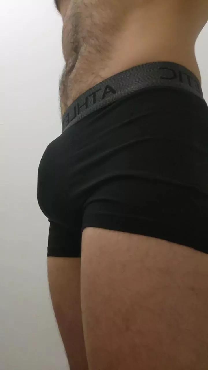 pseudonymee2hot on Cam4 
