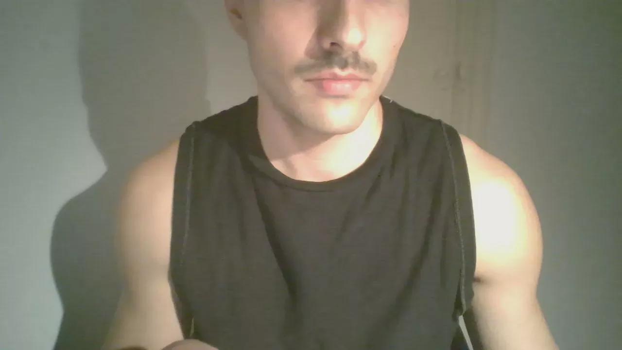 raul2039 on Cam4 