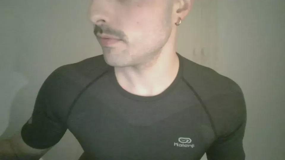 raul2039 on Cam4 